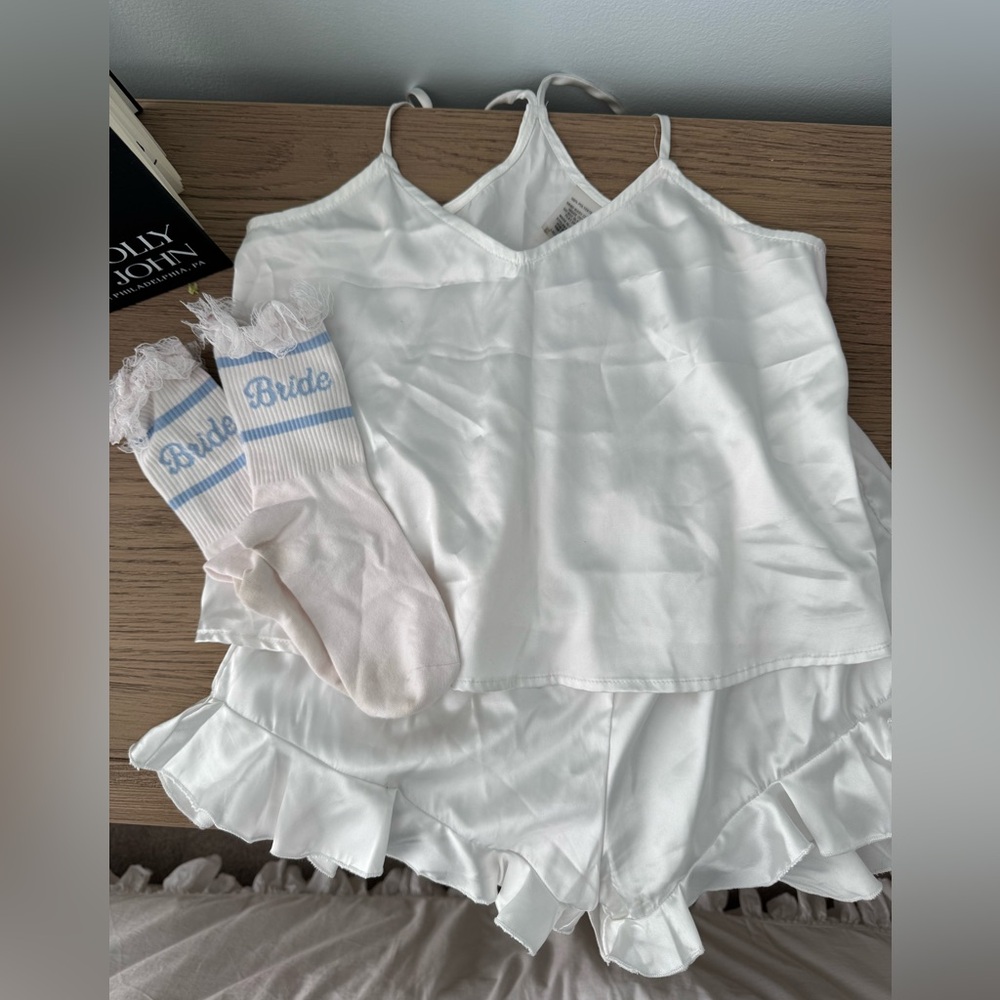 Lulus Sweetest Dreams Ivory Satin Ruffled Two-piece Pajama Set White BRIDAL SET - Picture 3 of 7